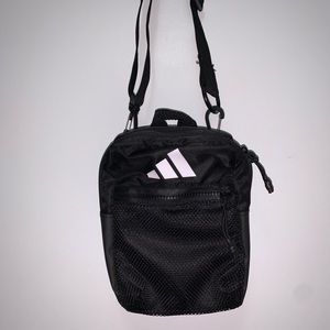 Vintage Adidas crossbody bag